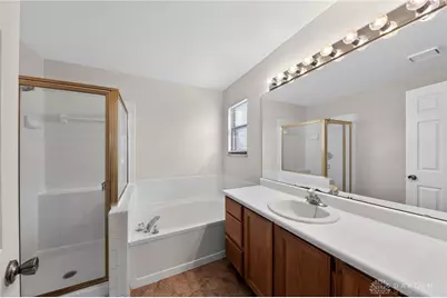 6800 Deer Bluff Drive, Dayton, OH 45424 - Photo 19