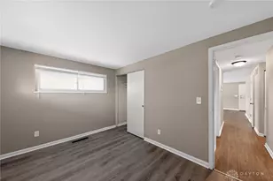 2218 Finland Dr, Dayton, OH 45439 - Photo 17