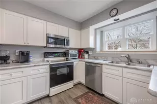 6834 Cedar Cove Dr, Centerville, OH 45459 - Photo 9