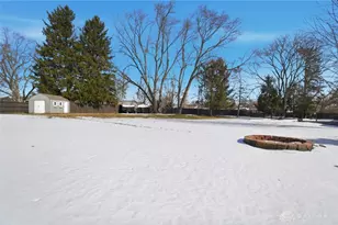 6808 St Laurent Cir, Dayton, OH 45459 - Photo 41