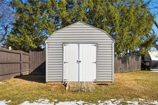 6808 St Laurent Cir, Dayton, OH 45459 - Photo 43