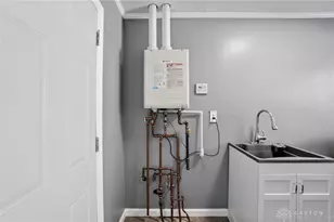 6808 St Laurent Cir, Dayton, OH 45459 - Photo 31