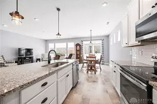 5100 Renaissance Park Dr, Franklin, OH 45005 - Photo 11