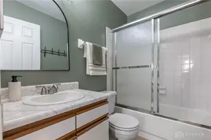 2333 Wrencroft Cir, Miami Township, OH 45459 - Photo 29