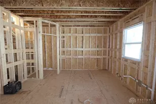 443 Crossing Ln, Miami Township, OH 45449 - Photo 7