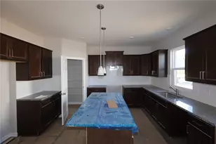 443 Crossing Ln, Miami Township, OH 45449 - Photo 5