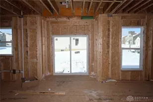 443 Crossing Ln, Miami Township, OH 45449 - Photo 9