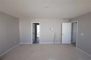 443 Crossing Ln, Miami Township, OH 45449 - Photo 11