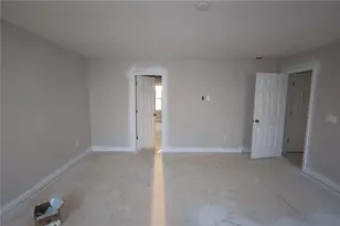 443 Crossing Ln, Miami Township, OH 45449 - Photo 7