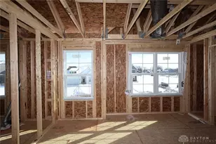 443 Crossing Ln, Miami Township, OH 45449 - Photo 5