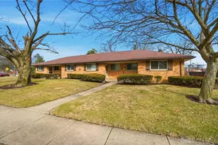 701 Wiltshire Blvd, Kettering, OH 45419 - Photo 3