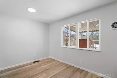 1876 Roosevelt Avenue, Springfield Township, OH 45240 - Photo 13