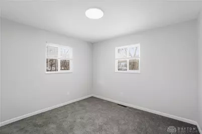 1876 Roosevelt Avenue, Springfield Township, OH 45240 - Photo 15