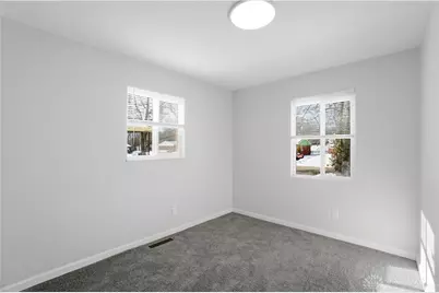 1876 Roosevelt Avenue, Springfield Township, OH 45240 - Photo 21