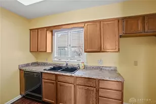 366 Northfield Blvd, Springfield, OH 45503 - Photo 11