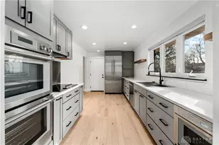 8160 Hopewell Rd, Sycamore Township, OH 45242 - Photo 11