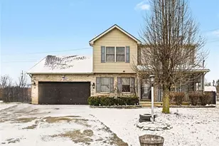 220 Auburn Meadows Ct, Carlisle, OH 45005 - Photo 5