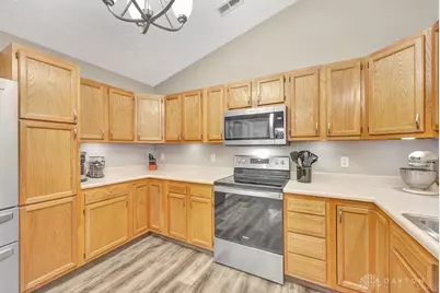 4119 Vitek Drive, Dayton, OH 45424 - Photo 5