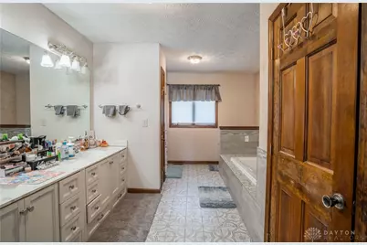 5435 Sherfield Drive, Dayton, OH 45426 - Photo 35