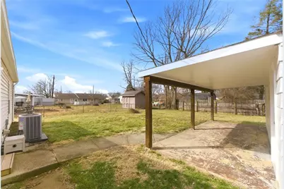 409 Millard Drive, Franklin, OH 45005 - Photo 17