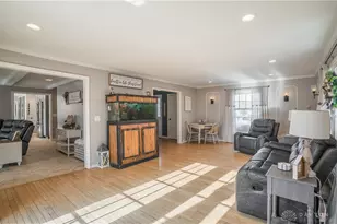 5914 Lynnaway Dr, Dayton, OH 45415 - Photo 9