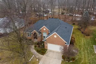 2385 Worthington Dr, Troy, OH 45373 - Photo 3