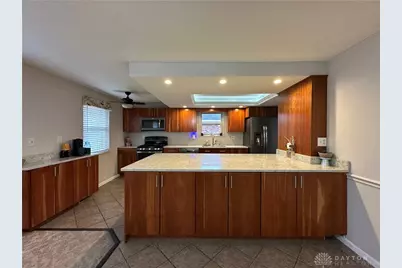 2312 E Whipp Road, Dayton, OH 45440 - Photo 15