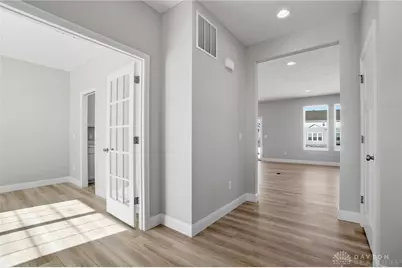 434 Hines Circle, Dayton, OH 45458 - Photo 7