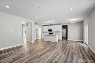 434 Hines Cir, Dayton, OH 45458 - Photo 13