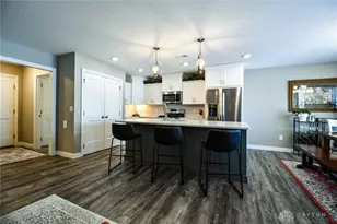 607 W Bentley Cir, Troy, OH 45373 - Photo 17