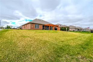 607 W Bentley Cir, Troy, OH 45373 - Photo 41