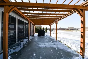 607 W Bentley Cir, Troy, OH 45373 - Photo 39