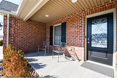 607 W Bentley Circle, Troy, OH 45373 - Photo 7