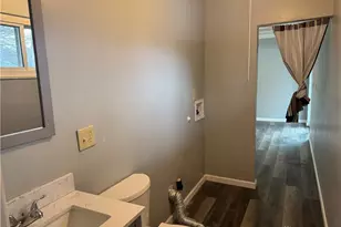 1142 Lee Rd, Troy, OH 45373 - Photo 9