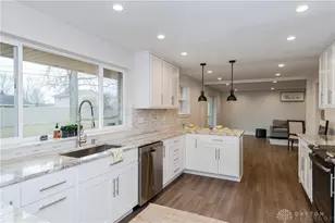 7226 Barr Cir, Dayton, OH 45459 - Photo 15