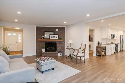 7226 Barr Circle, Dayton, OH 45459 - Photo 9