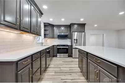 9550 Paragon Road, Dayton, OH 45458 - Photo 21