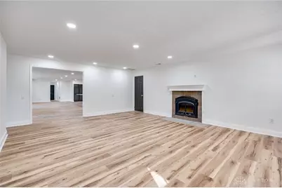 9550 Paragon Road, Dayton, OH 45458 - Photo 33