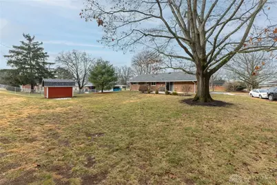 2087 Lehigh Place, Moraine, OH 45439 - Photo 11