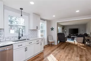 4130 Beech Tree Ct, Dayton, OH 45424 - Photo 13