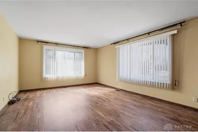 2051 Hamlet Drive, Dayton, OH 45440 - Photo 13