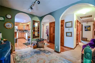 2085 Regent Park Dr, Bellbrook, OH 45305 - Photo 3