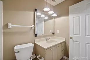 332 Kimbary Dr, Dayton, OH 45458 - Photo 49