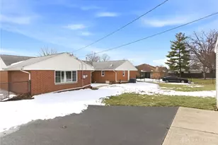 3081 Glengarry Dr, Dayton, OH 45420 - Photo 29