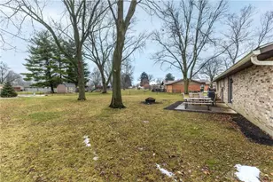 3135 Honeysuckle Dr, Troy, OH 45373 - Photo 23