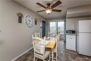 3135 Honeysuckle Dr, Troy, OH 45373 - Photo 7