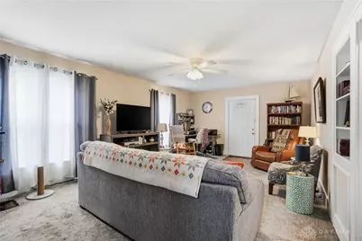 2307 S Smithville Road, Dayton, OH 45420 - Photo 7