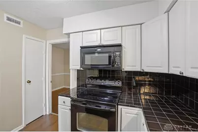 615 Villa Road #K, Springfield, OH 45503 - Photo 9