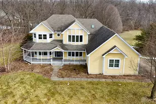 2644 Center Creek Cir, Spring Valley, OH 45370 - Photo 5