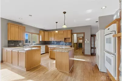 2644 Center Creek Circle, Spring Valley, OH 45370 - Photo 19